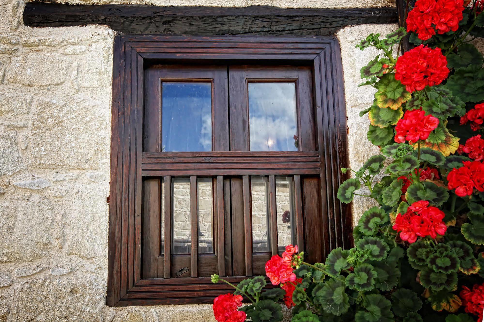 Leonidas Village Houses Goudhi Екстер'єр фото